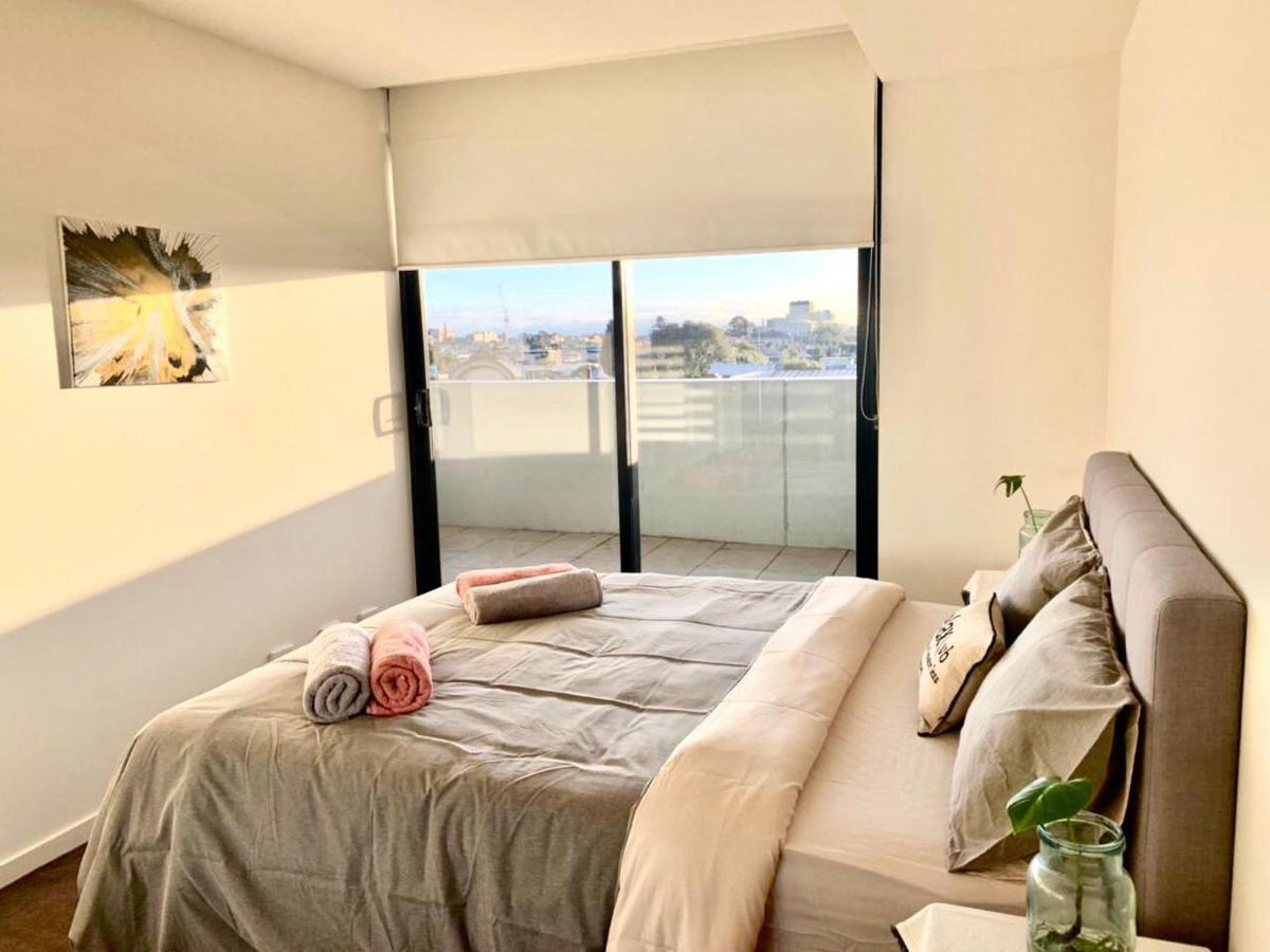 Homestay Shared Homestay Tranquil Art Deco Private With Private Bathroom In Brunswick