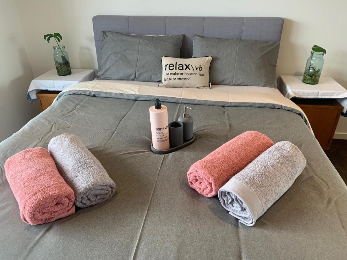 Homestay Shared Homestay Tranquil Art Deco Private With Private Bathroom In Brunswick *