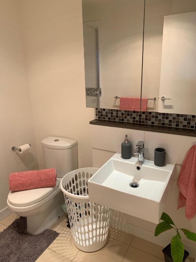 Homestay Shared Homestay Tranquil Art Deco Private With Private Bathroom In Brunswick *